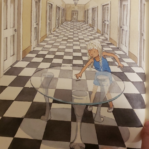 Alice's Adventures in Wonderland by Lewis Carroll - Picture 8 of 8